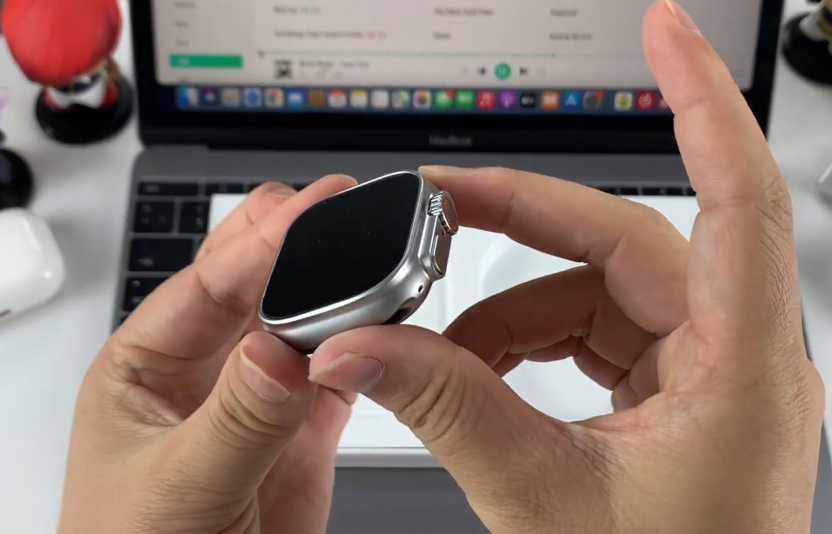 AWatch Ultra 2